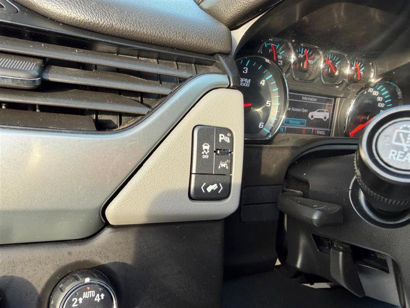 Used 2019 Chevrolet Suburban LT image 29