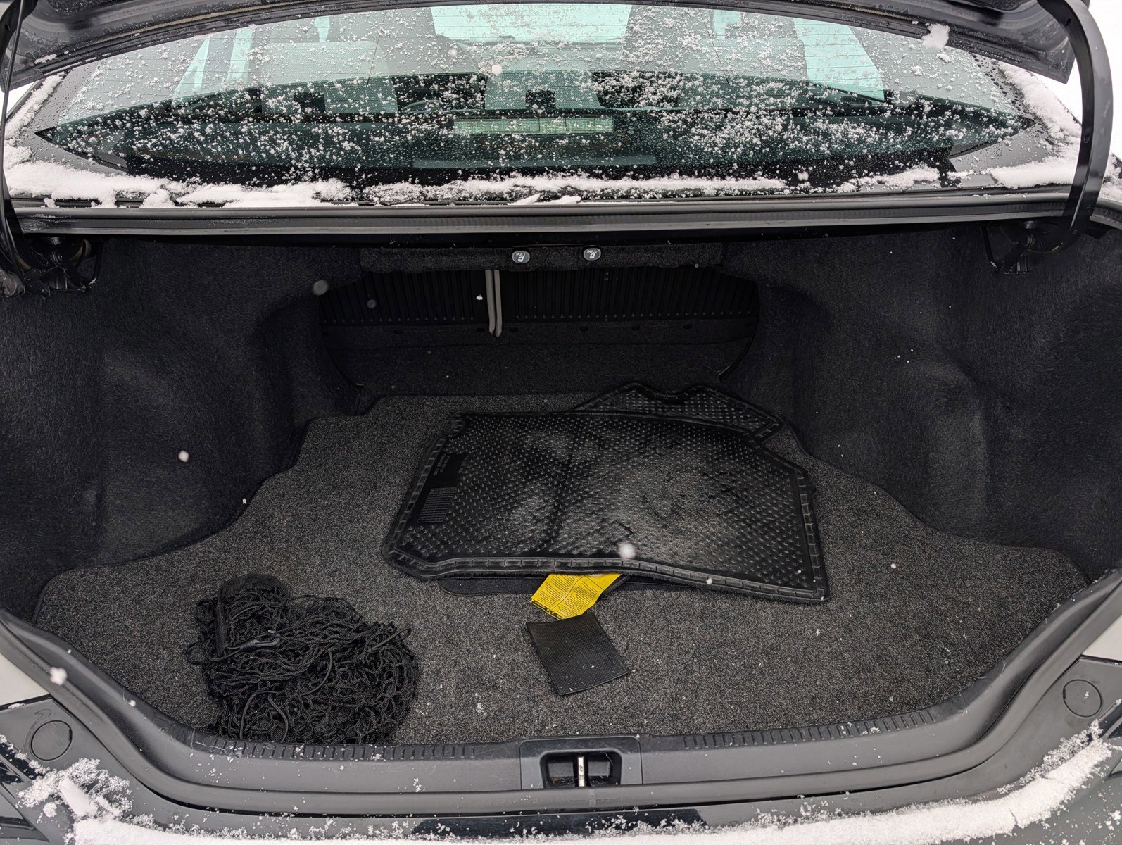 Used 2013 Toyota Camry LE image 18