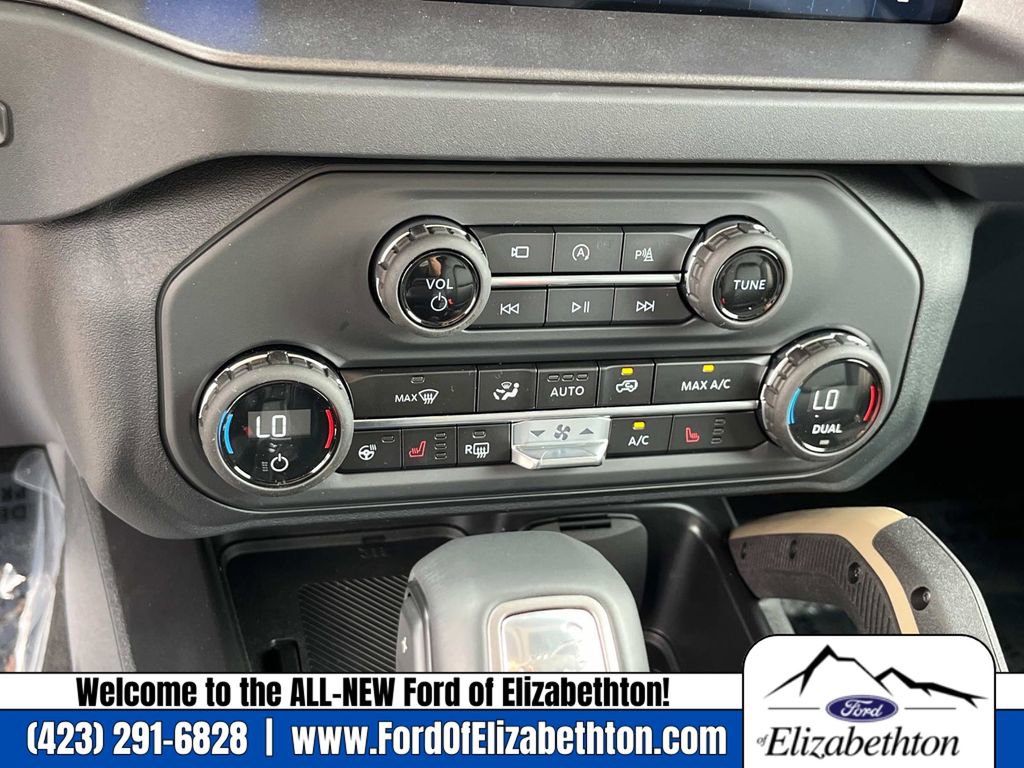 New 2025 Ford Bronco Badlands image 24