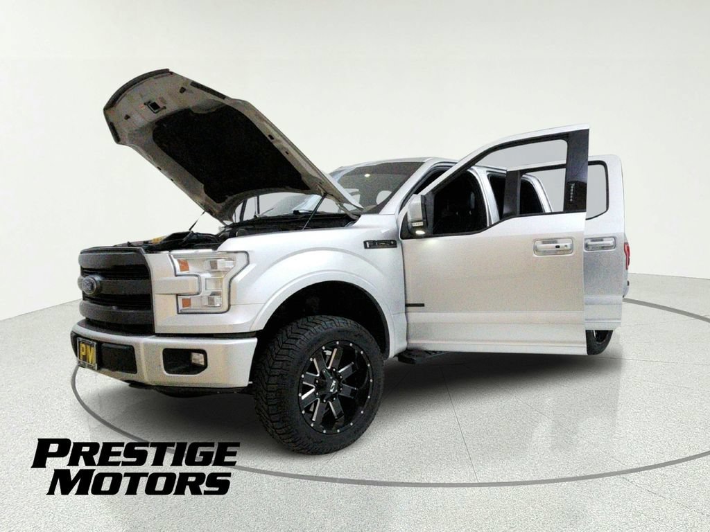 Used 2016 Ford F150 Lariat w/ Equipment Group 502A Luxury AWD/4WD image 4