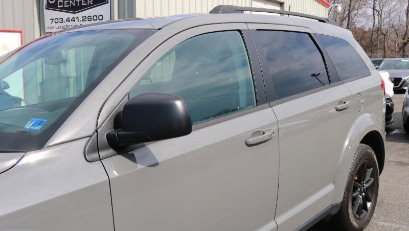 Used 2020 Dodge Journey SE w/ SE Popular Equipment Group image 4