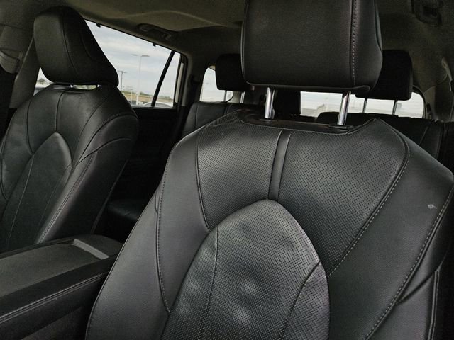 Used 2020 Toyota Highlander Limited image 29