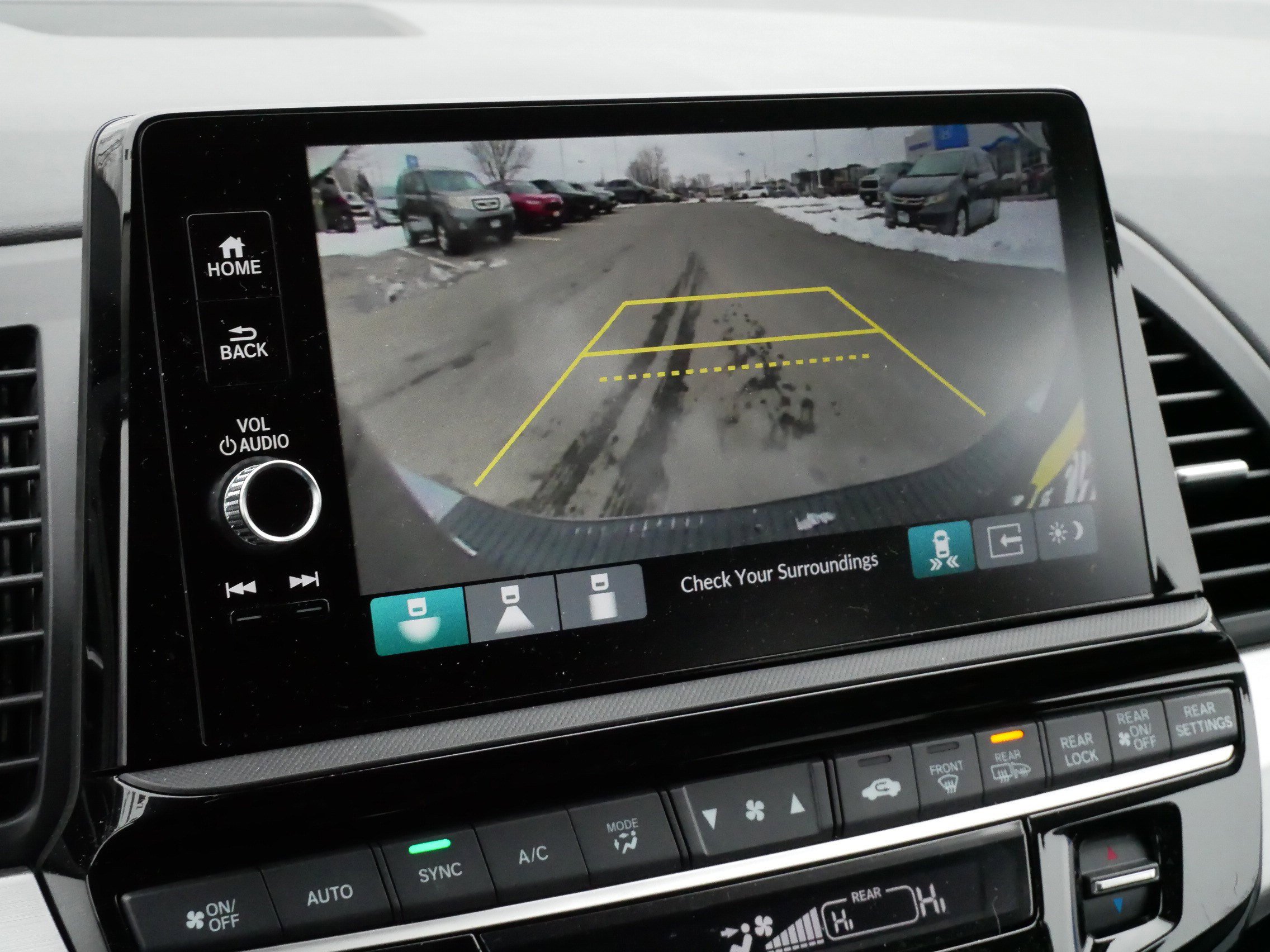 Certified 2026 Honda Odyssey Touring image 27