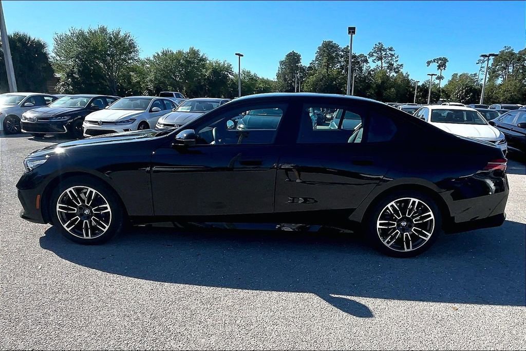 Used 2026 BMW 530i xDrive image 8