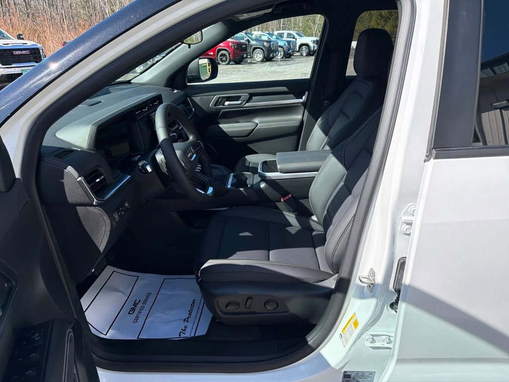 New 2026 GMC Terrain Elevation w/ Elevation Premium Package image 11
