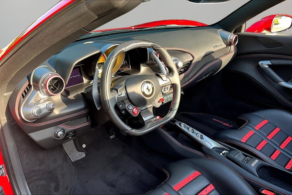 Used 2022 Ferrari F8 Tributo RWD image 15