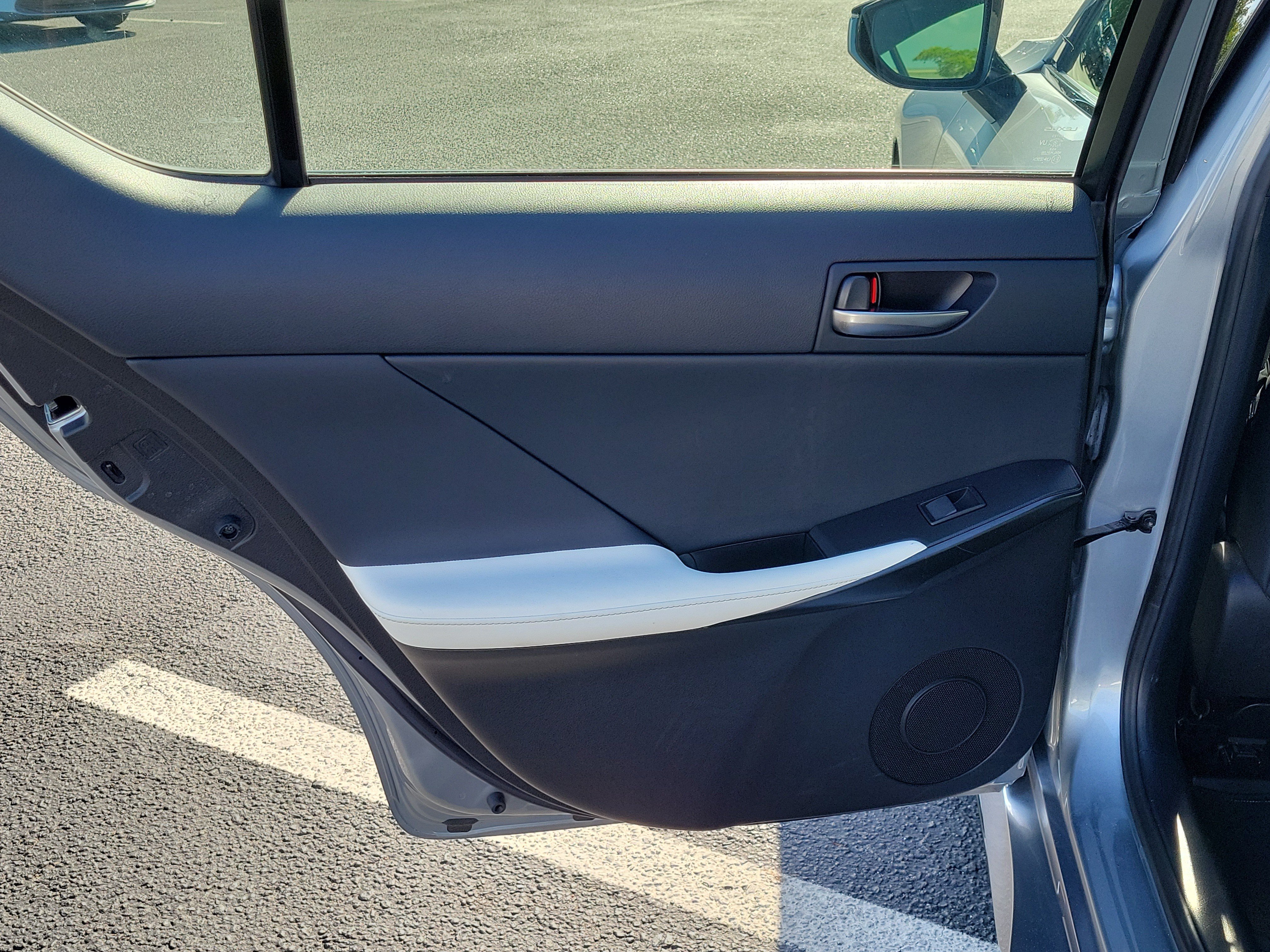 Used 2022 Lexus IS 350 F Sport w/ Navigation Package RWD image 12