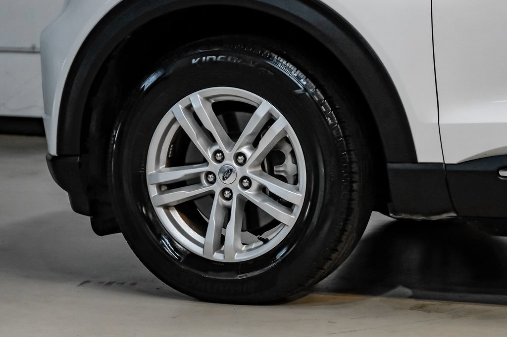 Used 2023 Ford Explorer XLT RWD image 58