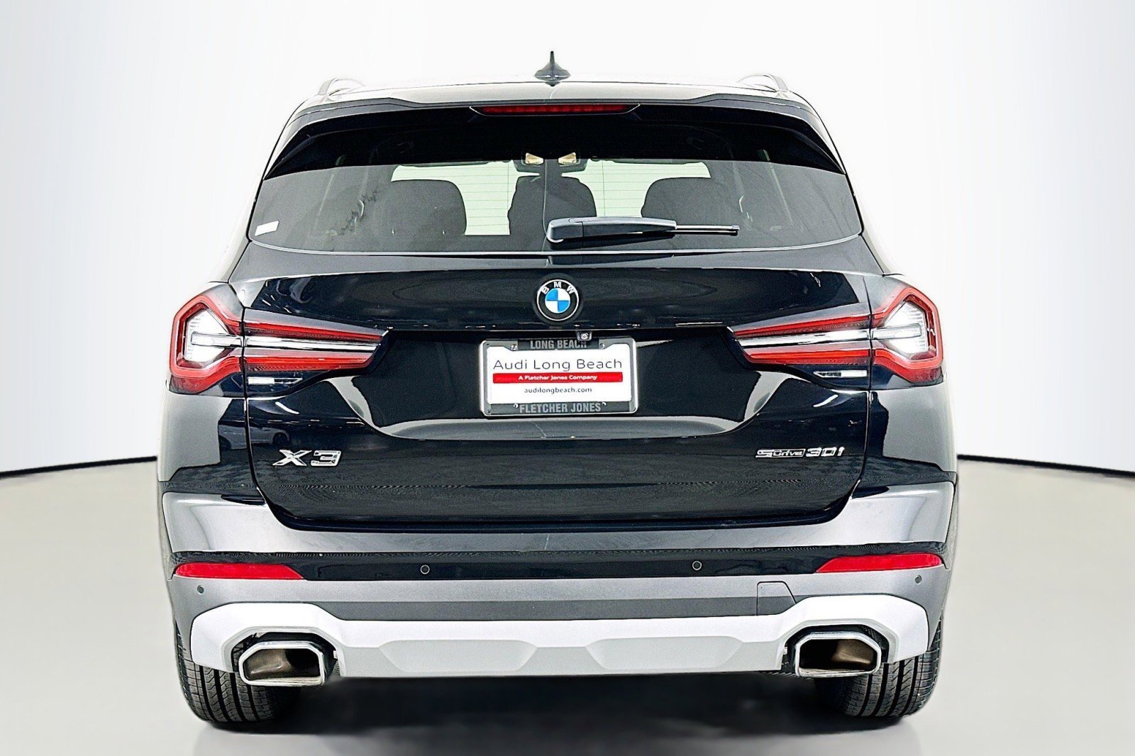 Used 2024 BMW X3 sDrive30i w/ Convenience Package w/ZPA RWD image 3