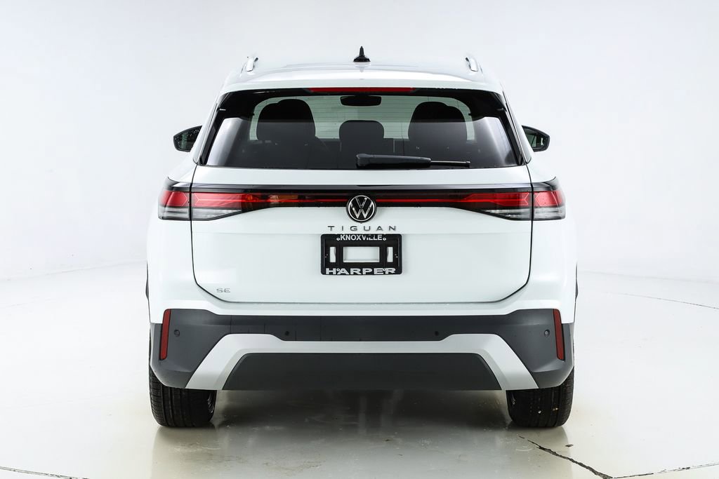 New 2026 Volkswagen Tiguan SE image 8