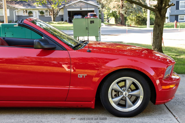 Used 2006 Ford Mustang GT Premium RWD image 11