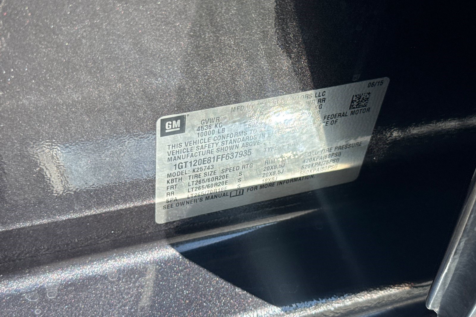Used 2015 GMC Sierra 2500 Denali w/ Duramax Plus Package AWD/4WD image 40