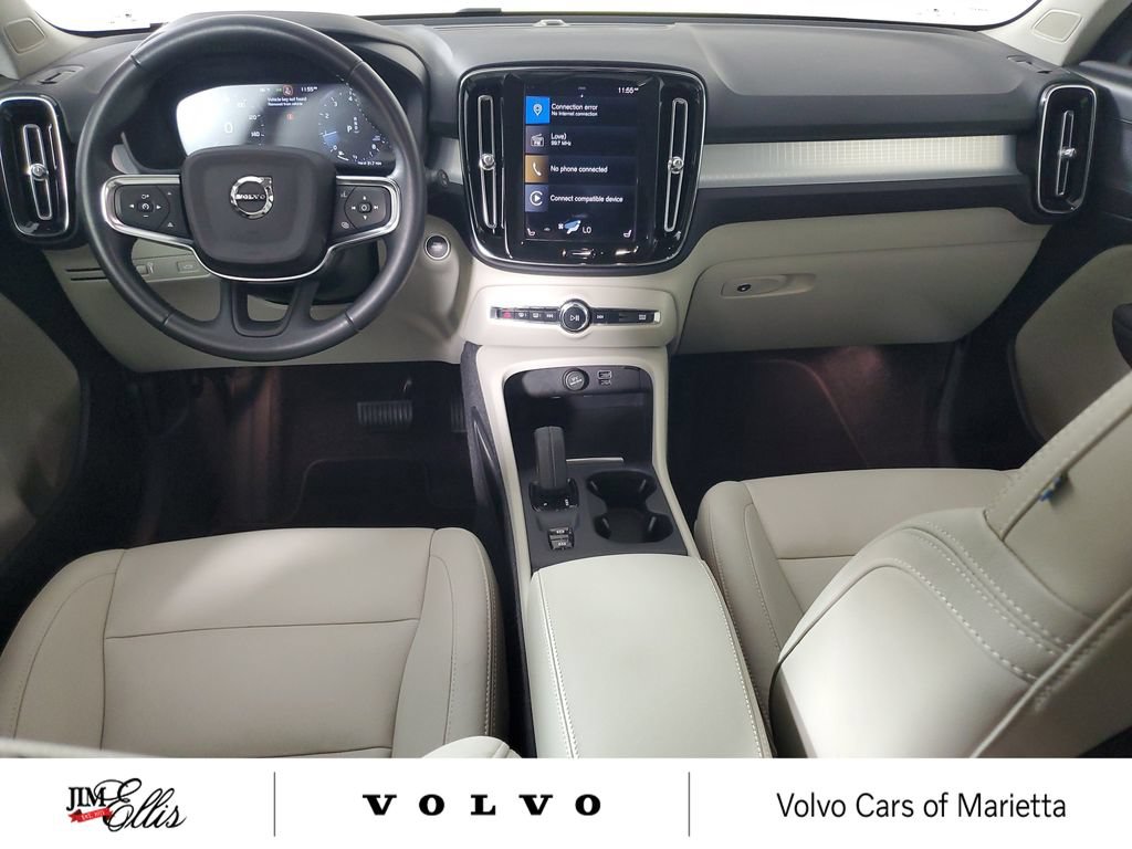 Used 2021 Volvo XC40 T5 Momentum w/ Climate Package AWD/4WD image 12