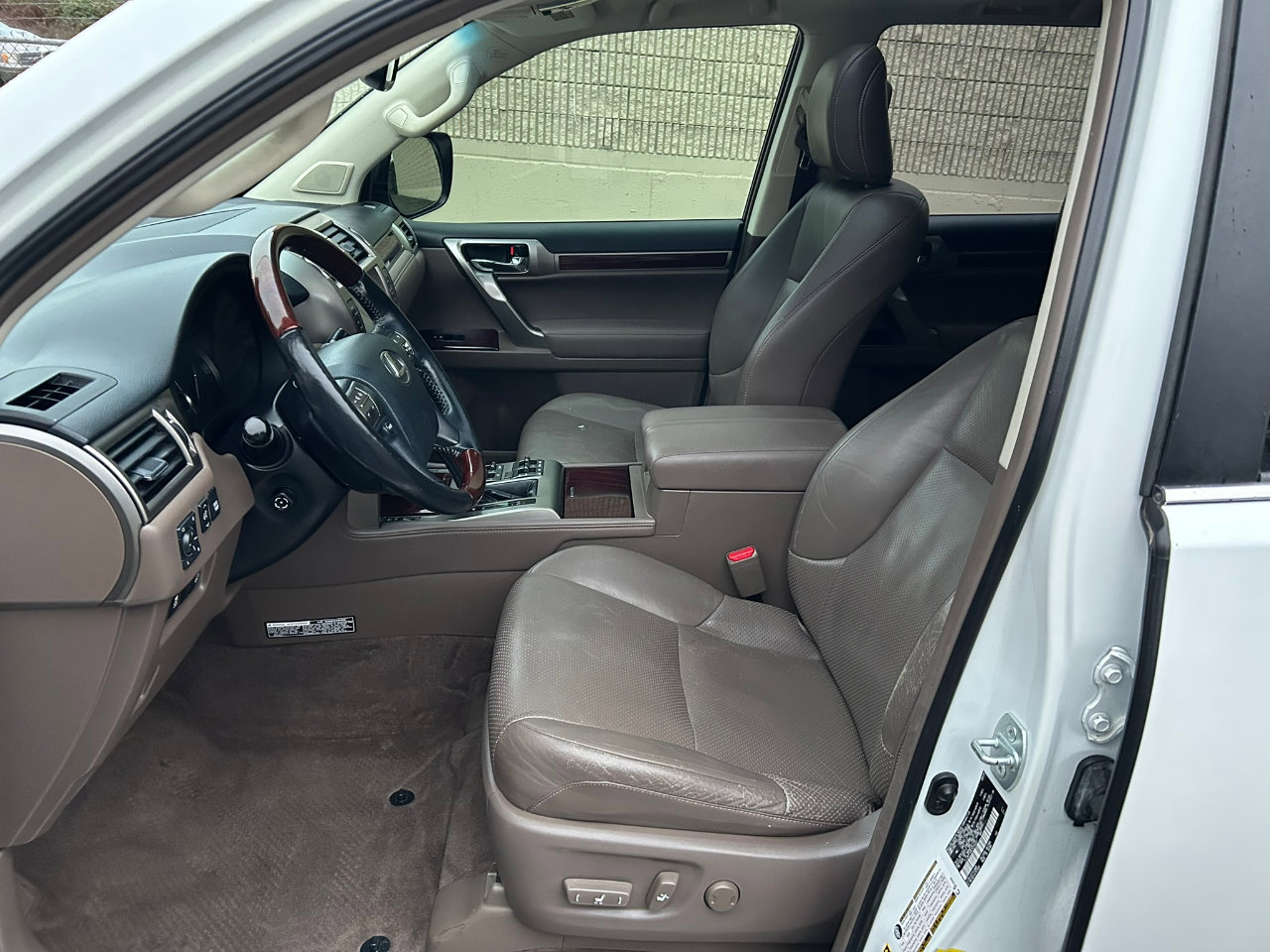 Used 2014 Lexus GX 460 Luxury image 13