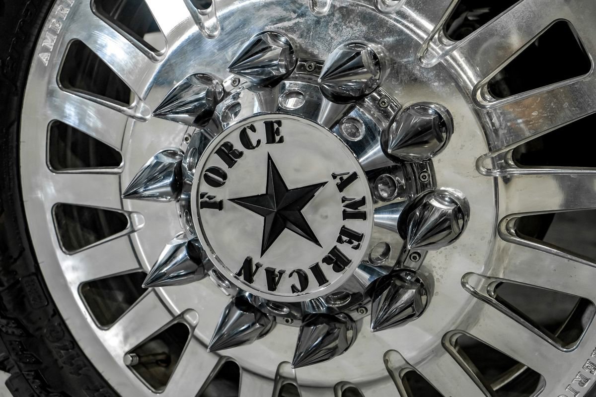 Used 2022 Ford F450 Platinum w/ FX4 Off-Road Package image 68