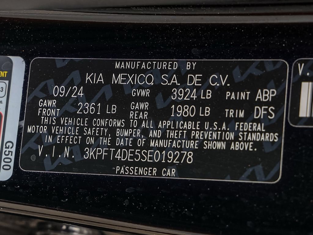 Used 2025 Kia K4 FWD image 31
