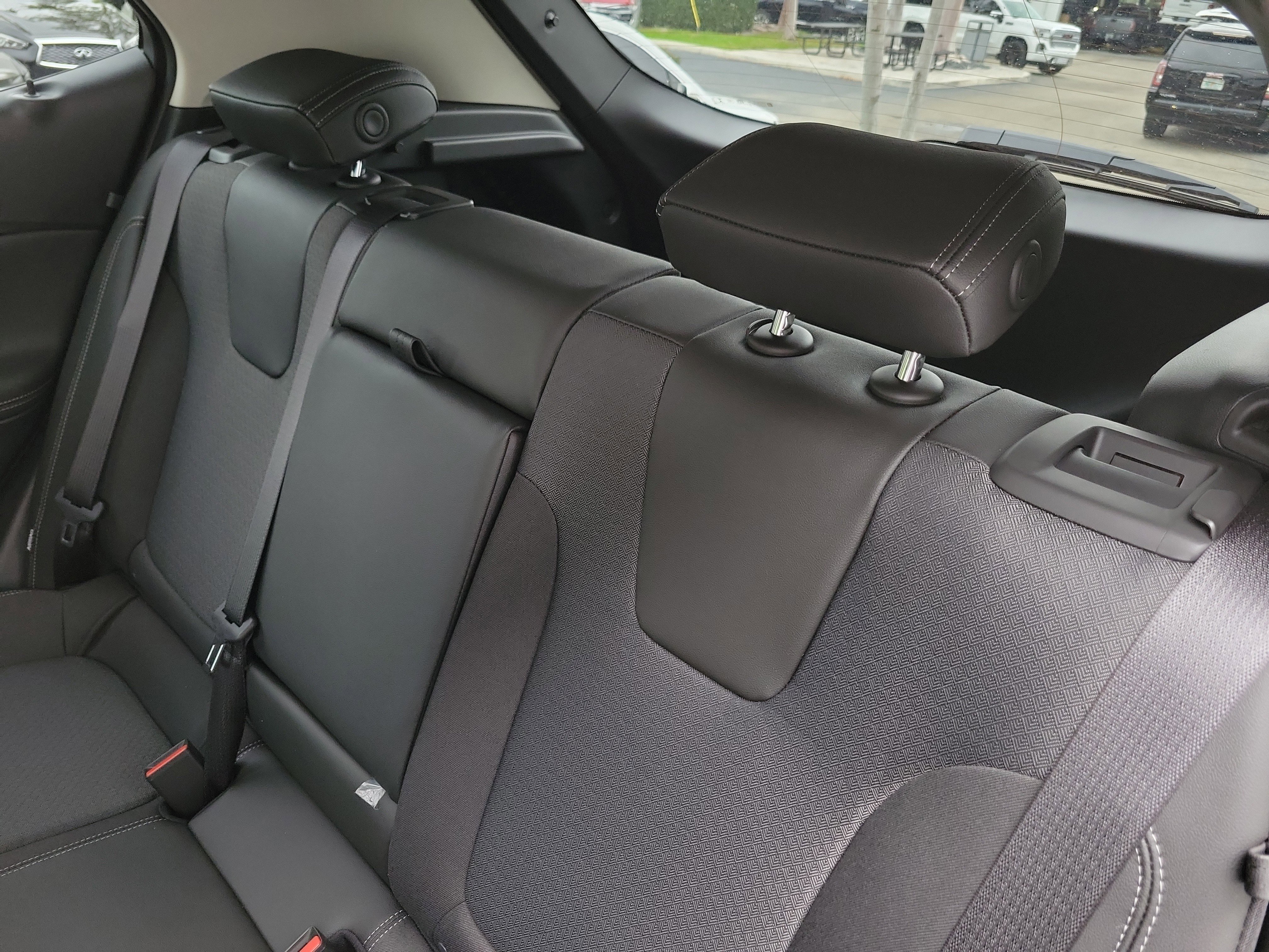 New 2026 Buick Encore GX Preferred w/ Comfort Package image 12