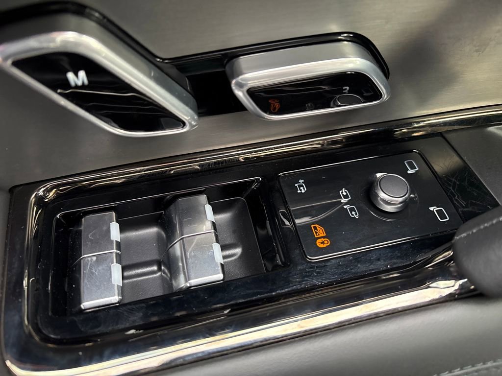 Used 2025 Land Rover Range Rover Sport Dynamic SE image 13