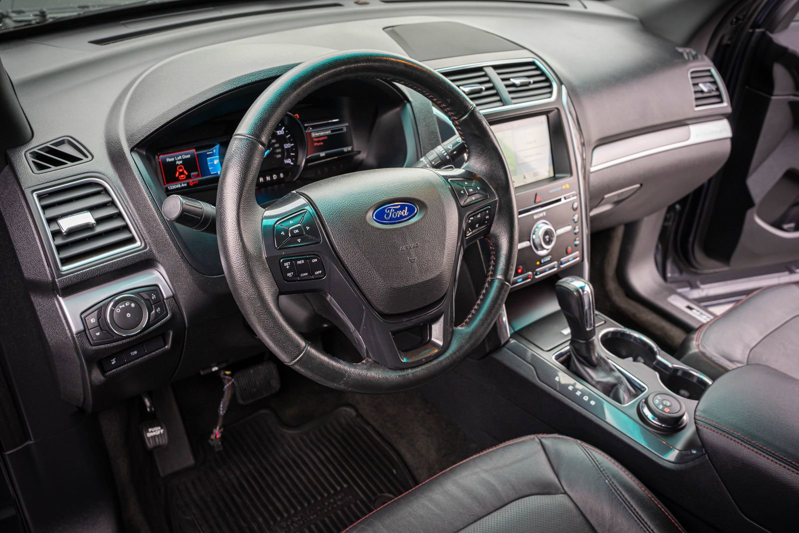 Used 2017 Ford Explorer Sport AWD/4WD image 13