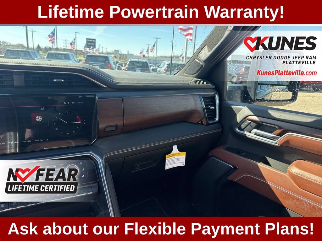 Used 2025 GMC Sierra 3500 Denali Ultimate AWD/4WD image 44