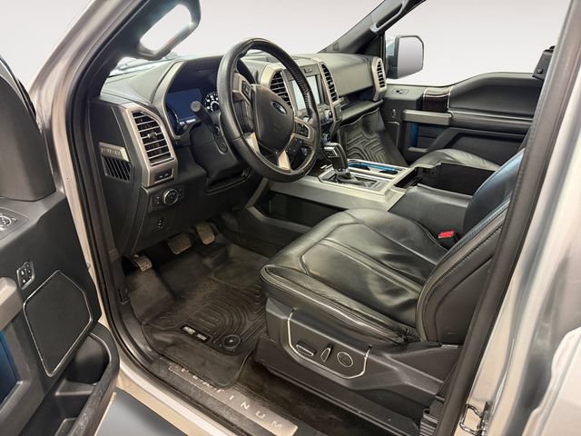 Used 2015 Ford F150 Platinum w/ Equipment Group 701A Luxury AWD/4WD image 9