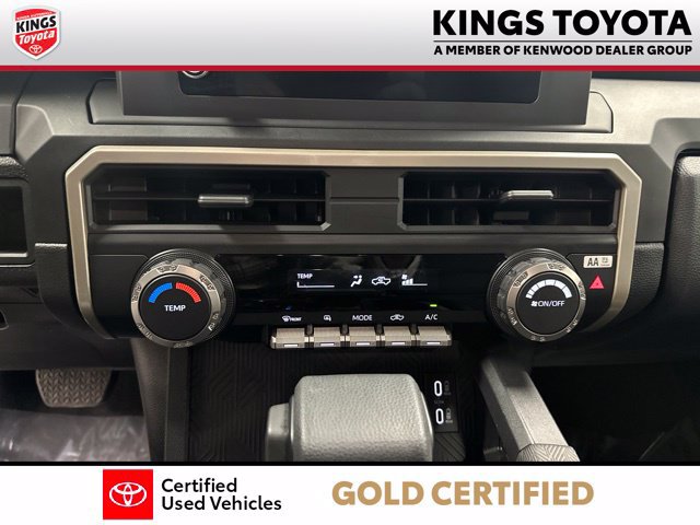 Used 2025 Toyota Tacoma SR AWD/4WD image 17
