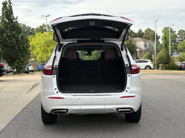 Used 2021 Buick Enclave Avenir w/ Avenir Technology Package AWD/4WD image 12