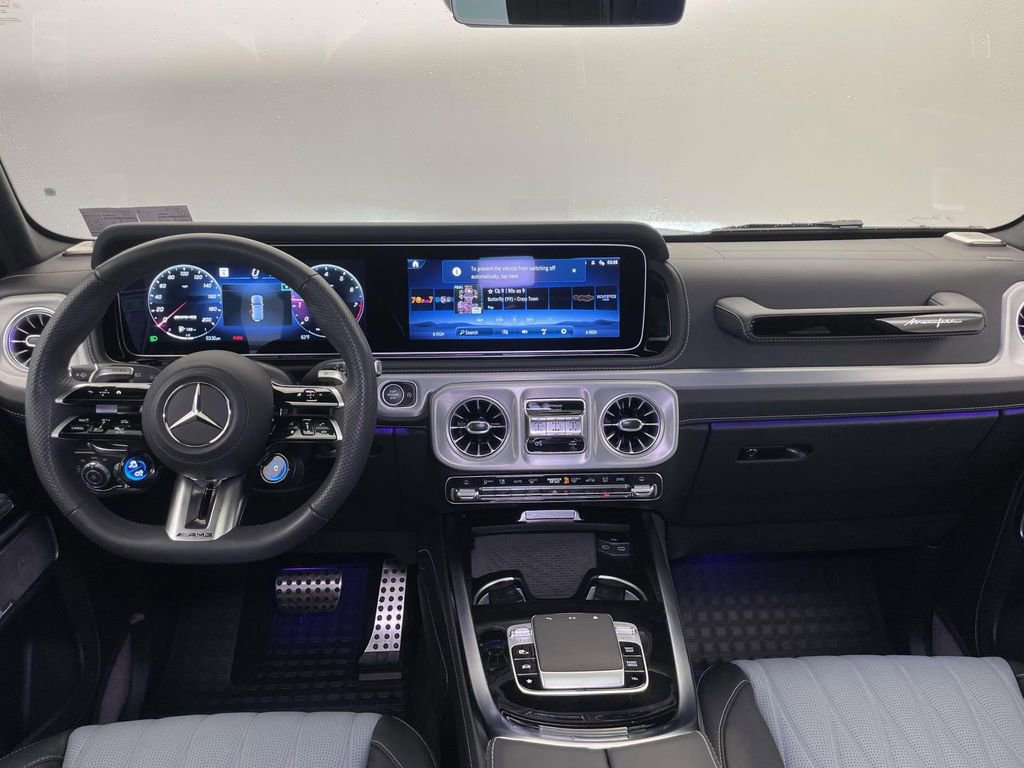 Used 2025 Mercedes-Benz G 63 AMG 4MATIC image 25