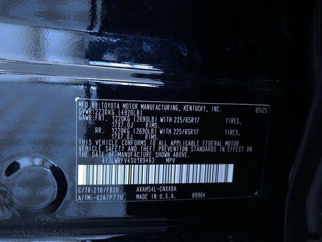 Certified 2025 Toyota RAV4 LE AWD/4WD image 33