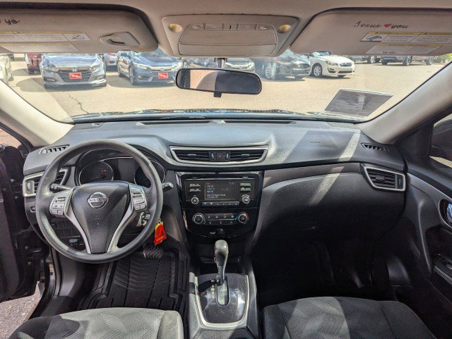 Used 2014 Nissan Rogue S image 19