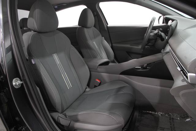 Used 2021 Hyundai Elantra SEL w/ Convenience + Premium Package FWD image 15