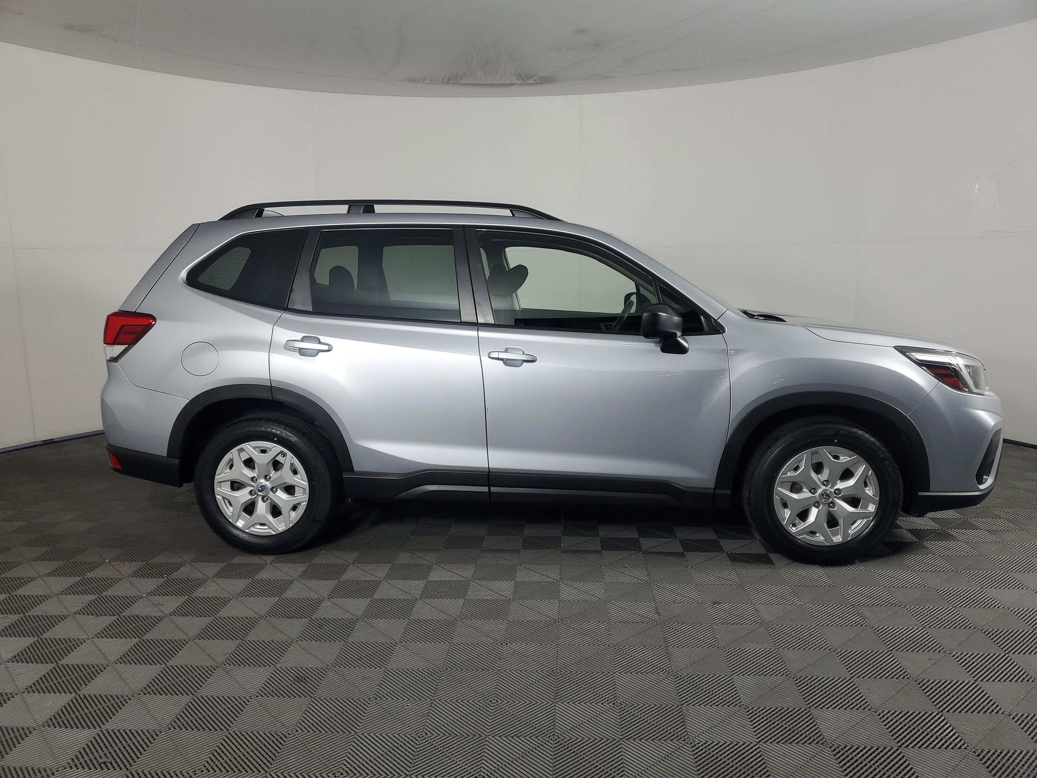 Used 2019 Subaru Forester w/ Alloy Wheel Package image 2