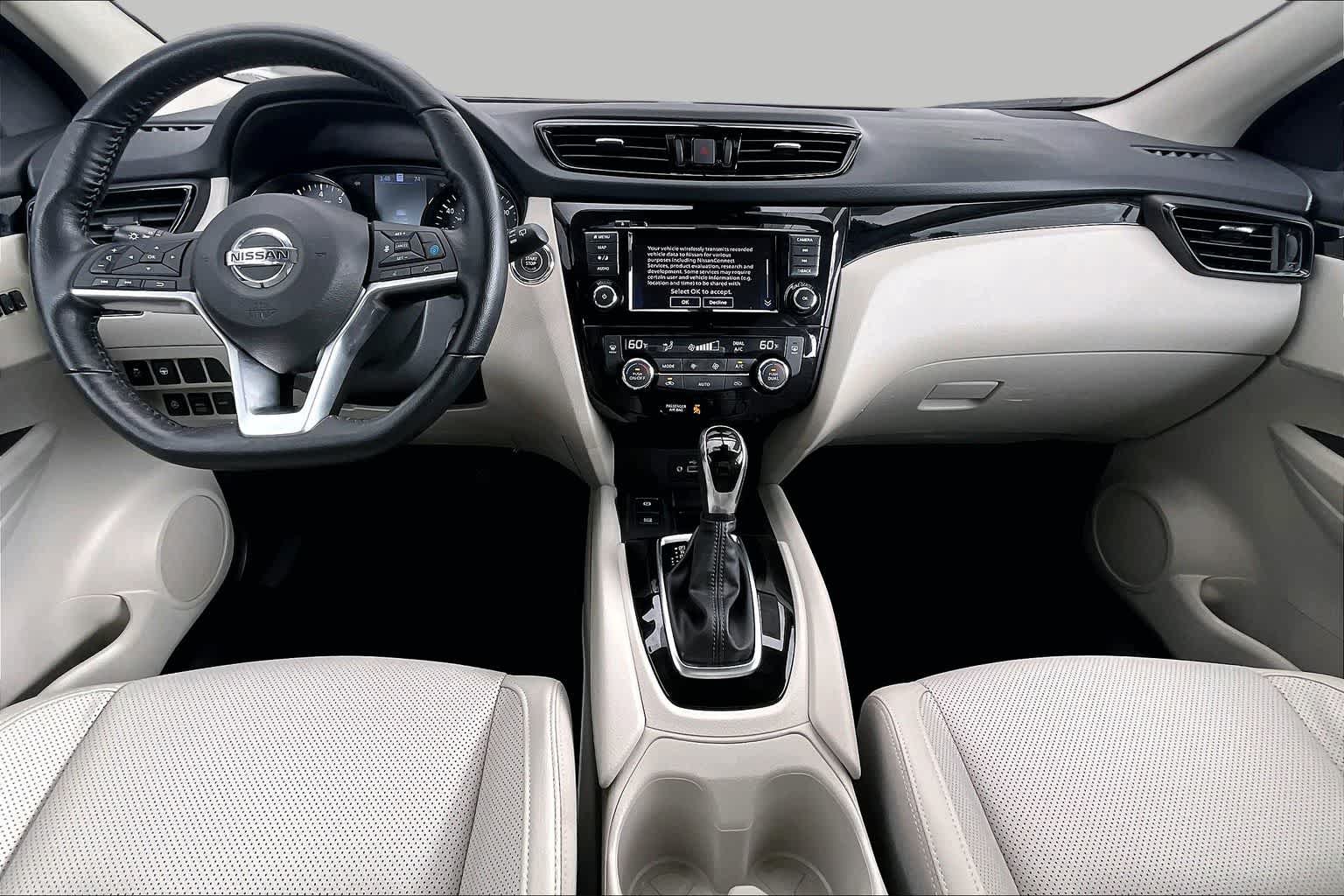 Certified 2022 Nissan Rogue Sport SL w/ Premium Package AWD/4WD image 16