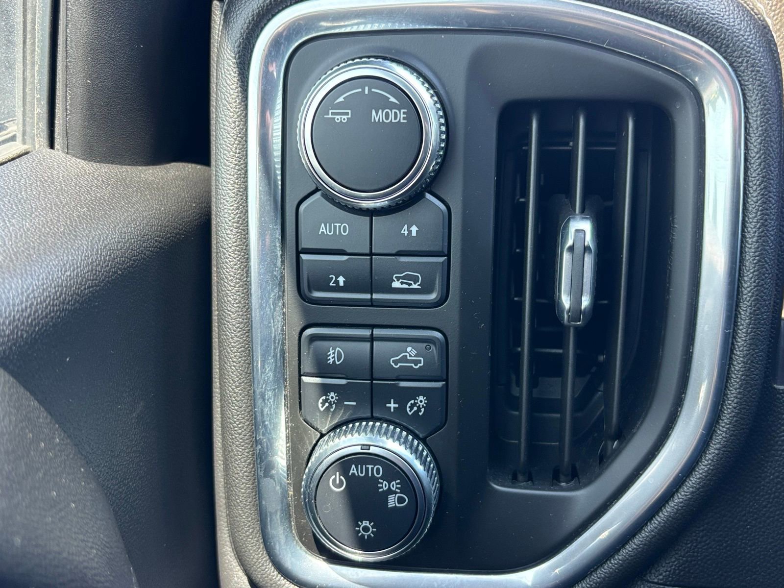 Used 2021 GMC Sierra 1500 Elevation w/ Preferred Package AWD/4WD image 7
