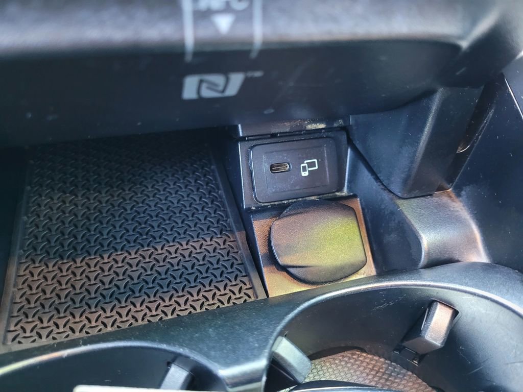 Used 2022 Mercedes-Benz E 350 Sedan image 20