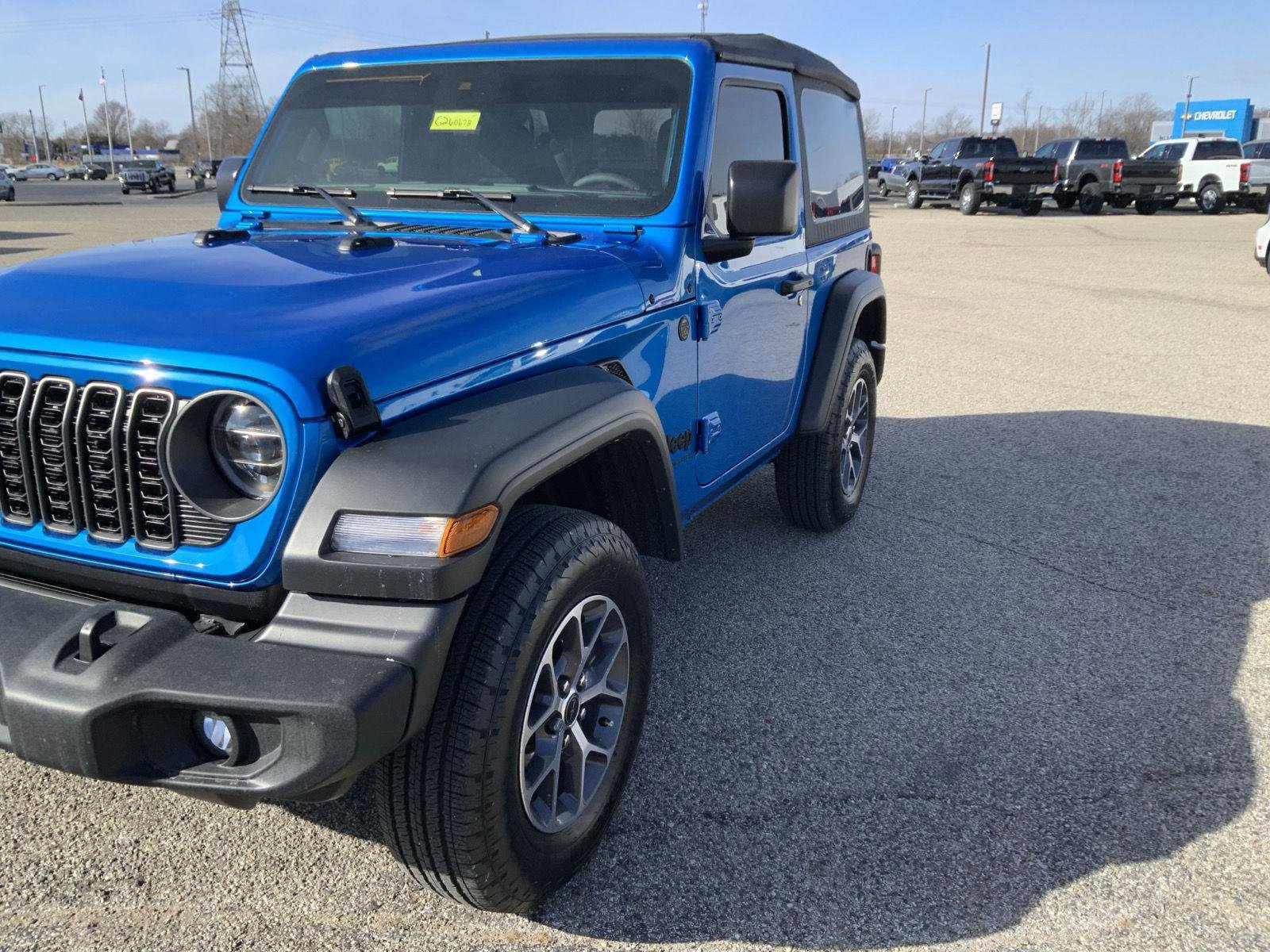 Used 2025 Jeep Wrangler Sport image 13