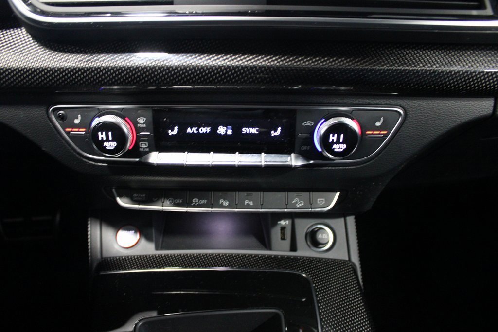 Used 2024 Audi SQ5 Prestige image 31