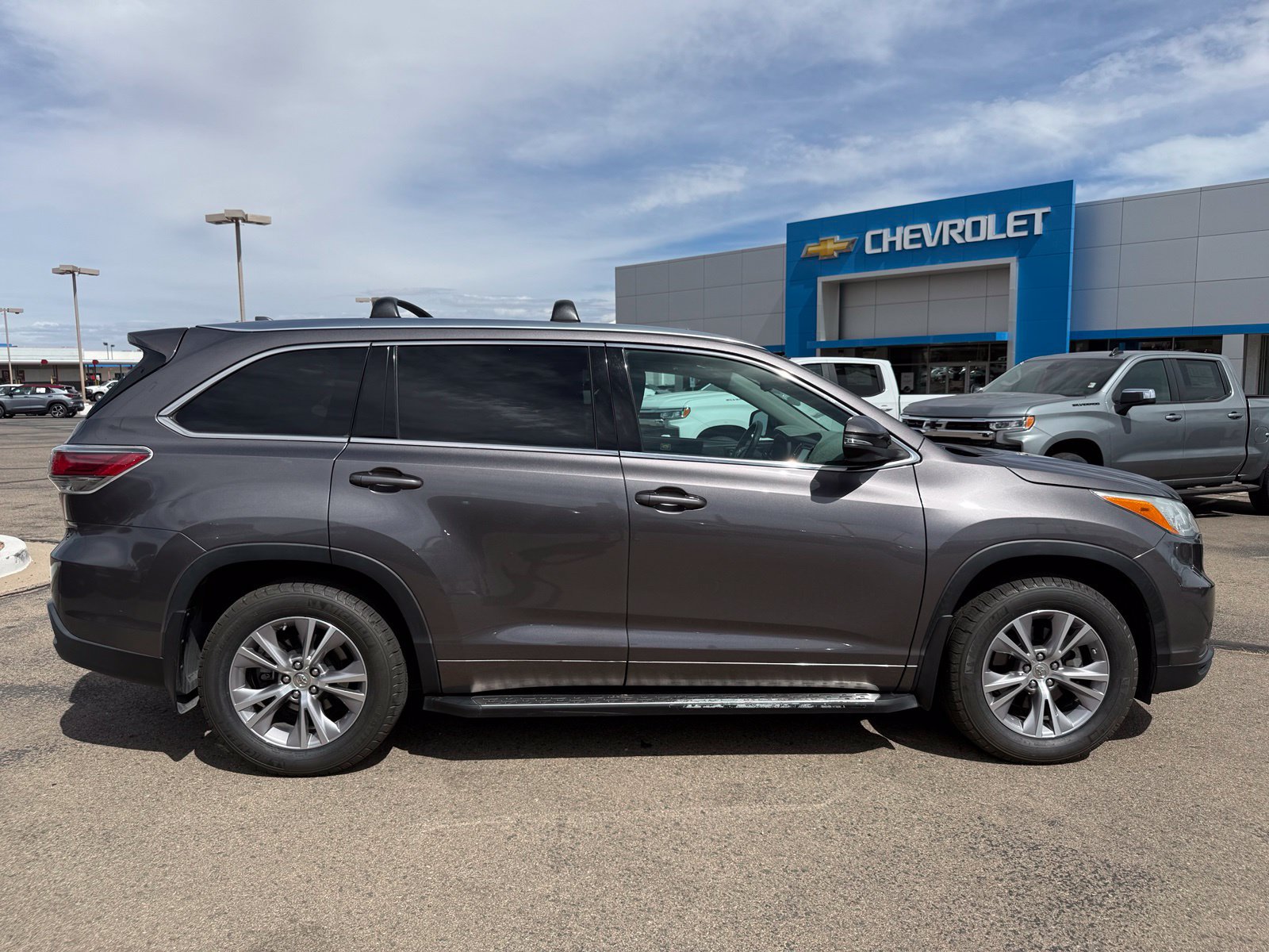 Used 2014 Toyota Highlander XLE AWD/4WD image 4