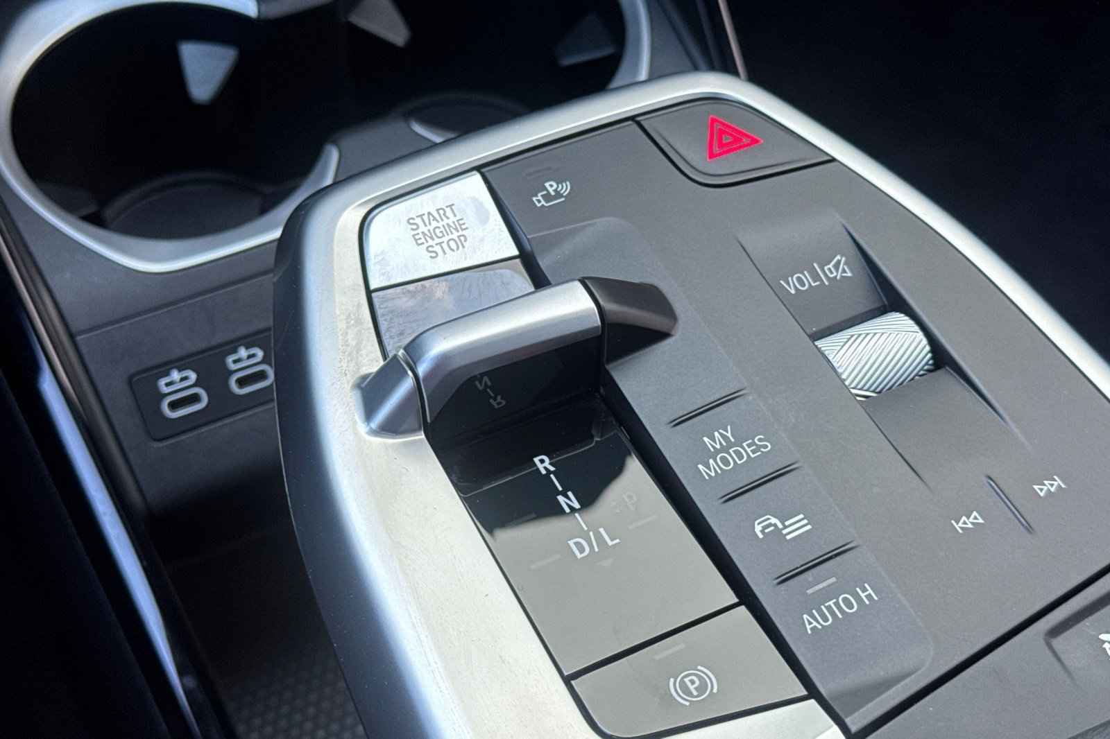 Used 2025 BMW X1 xDrive28i w/ Convenience Package image 17