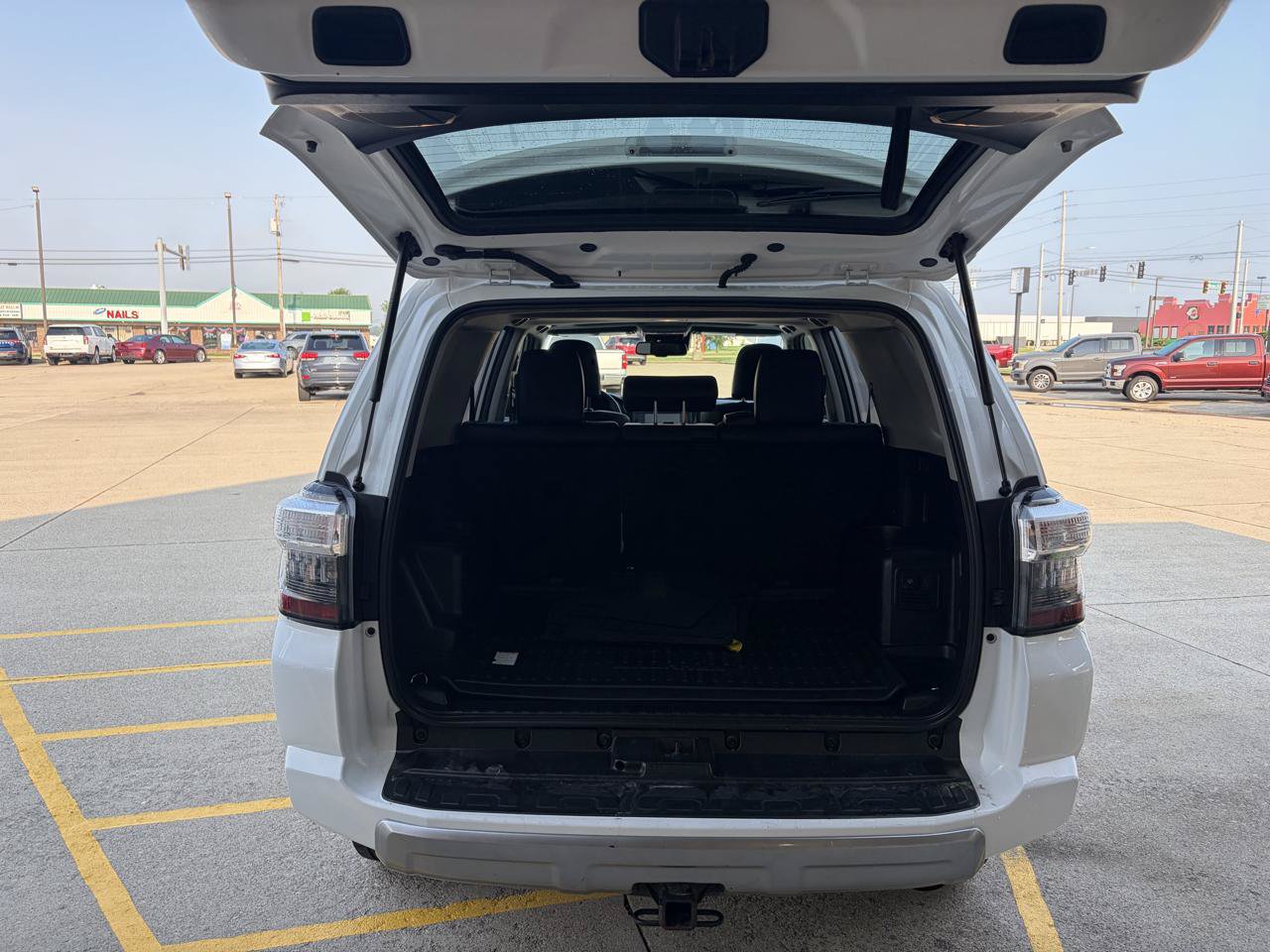 Used 2020 Toyota 4Runner TRD Off-Road Premium w/ Moonroof Package AWD/4WD image 11