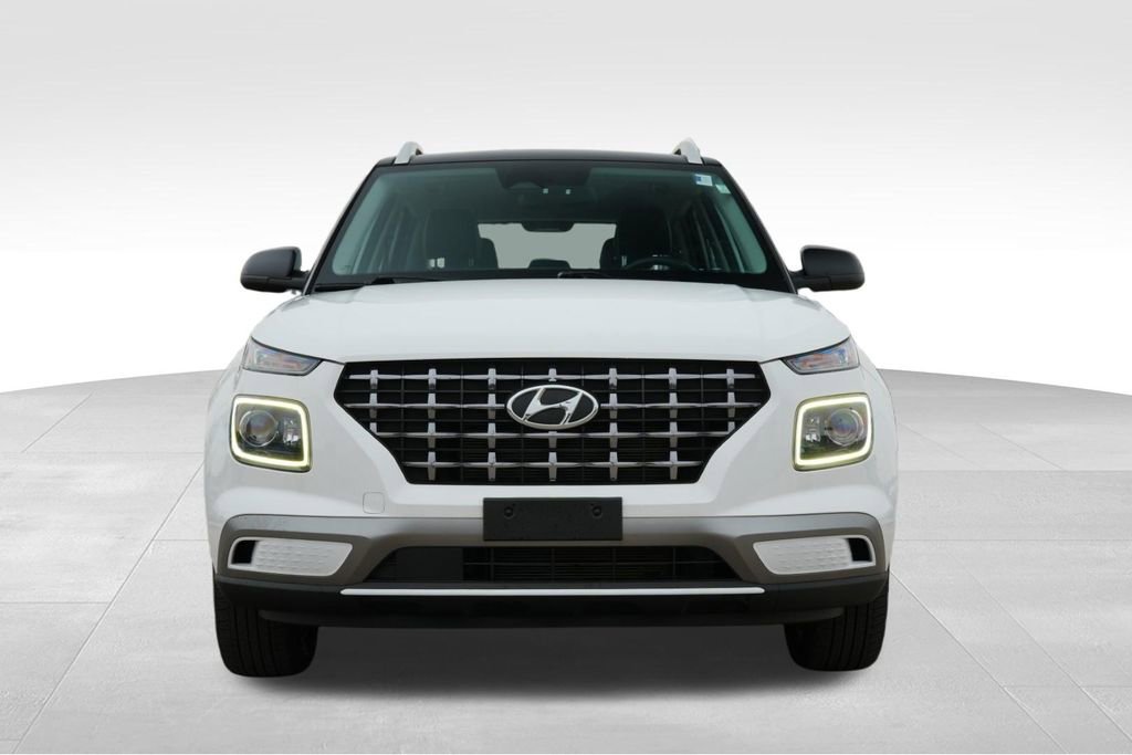 Certified 2023 Hyundai Venue Limited image 2