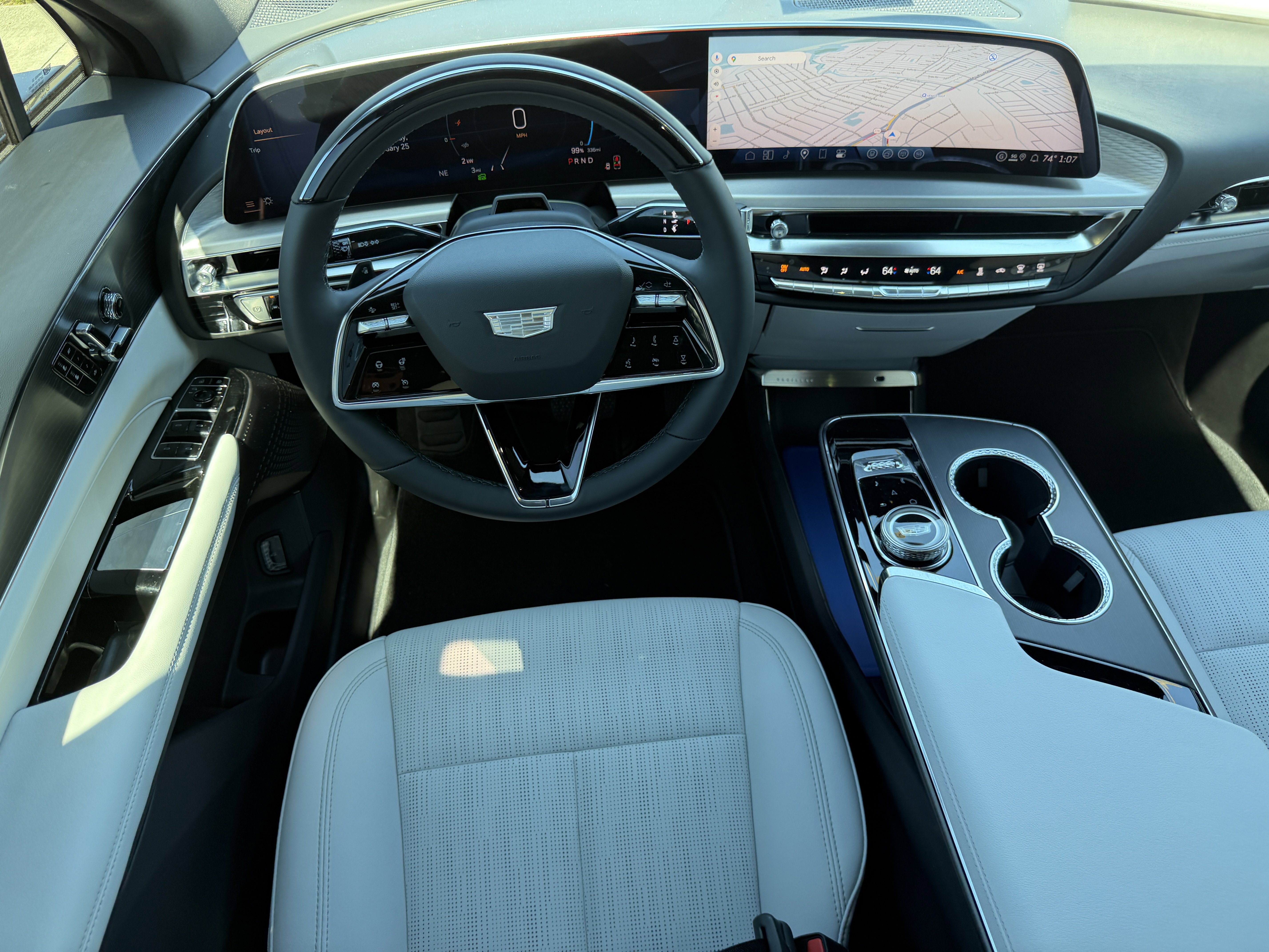 New 2026 Cadillac Lyriq Luxury image 14