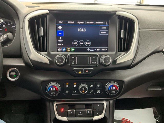 Used 2024 GMC Terrain SLT AWD/4WD image 10