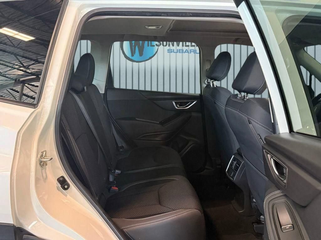 Used 2023 Subaru Forester Premium AWD/4WD image 7