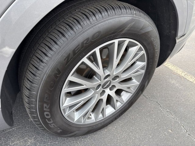 Used 2024 Genesis GV80 2.5T image 9