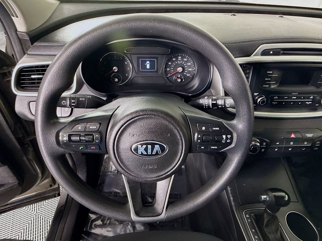 Used 2016 Kia Sorento L image 17