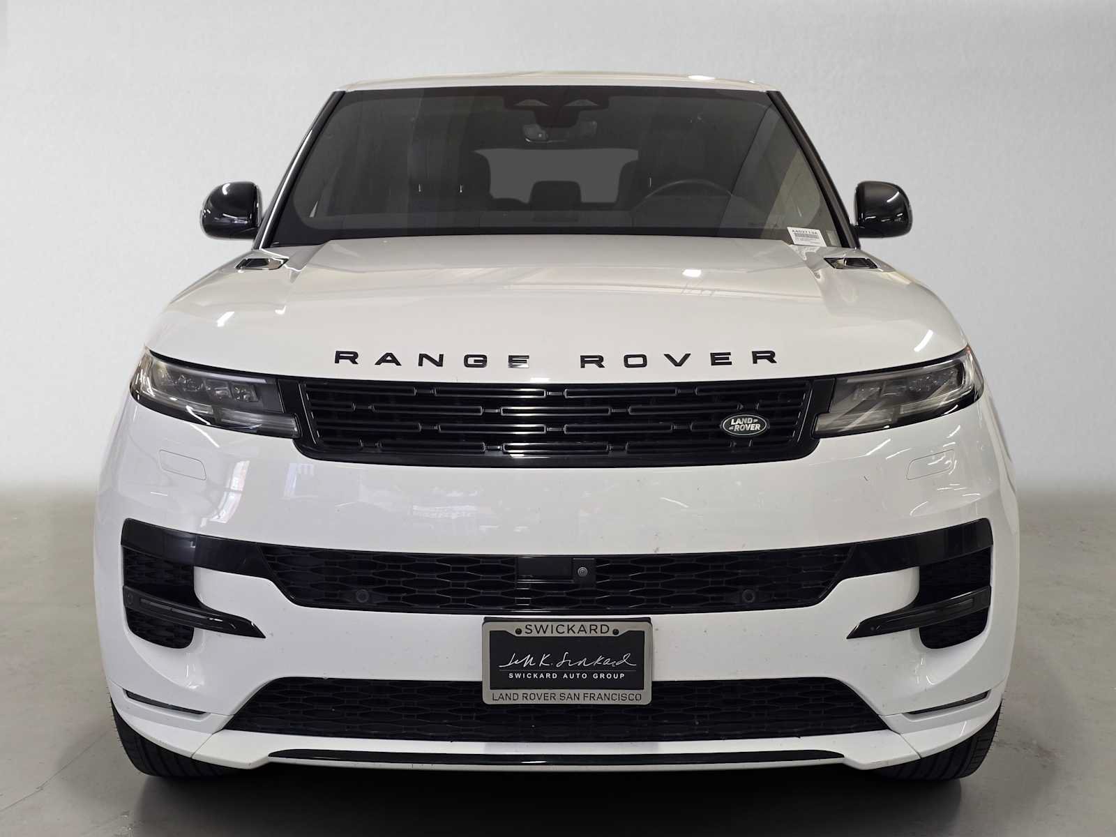 Used 2024 Land Rover Range Rover Sport Dynamic SE AWD/4WD image 8