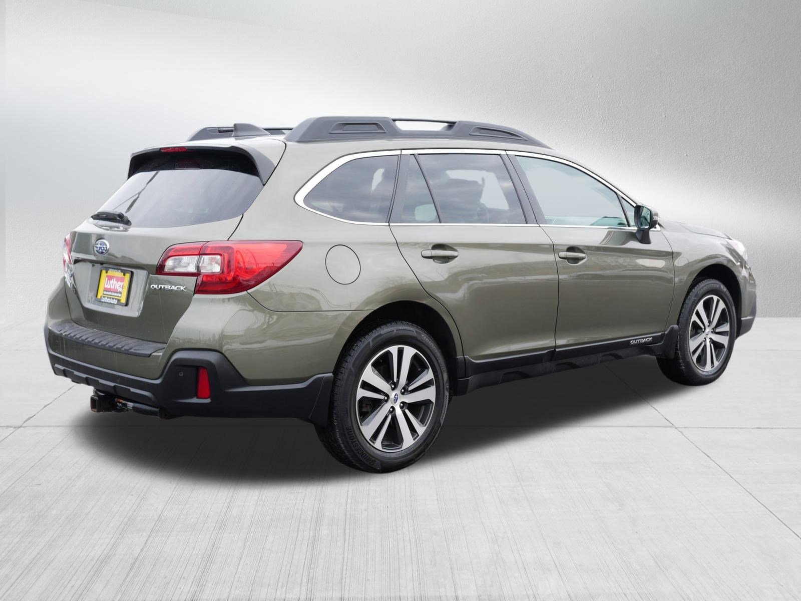 Used 2018 Subaru Outback 2.5i Limited image 7