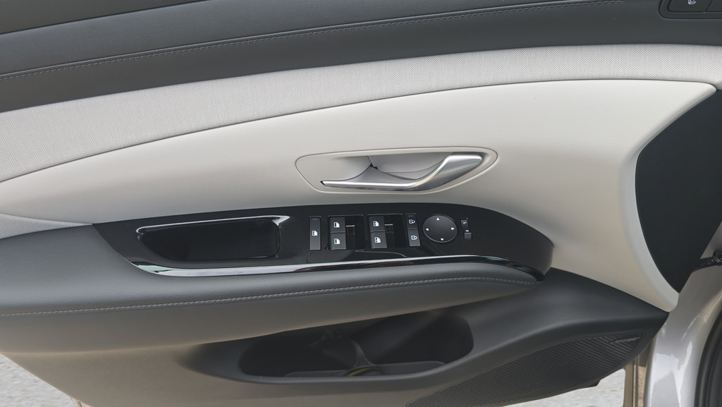New 2026 Hyundai Tucson Limited AWD/4WD image 16