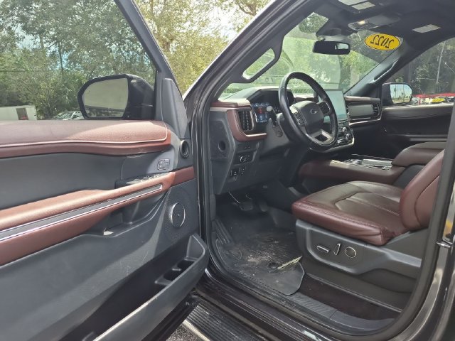 Used 2022 Ford Expedition Max Limited RWD image 9